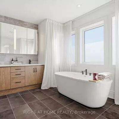 70, Balsdon, Queensville, East Gwillimbury
