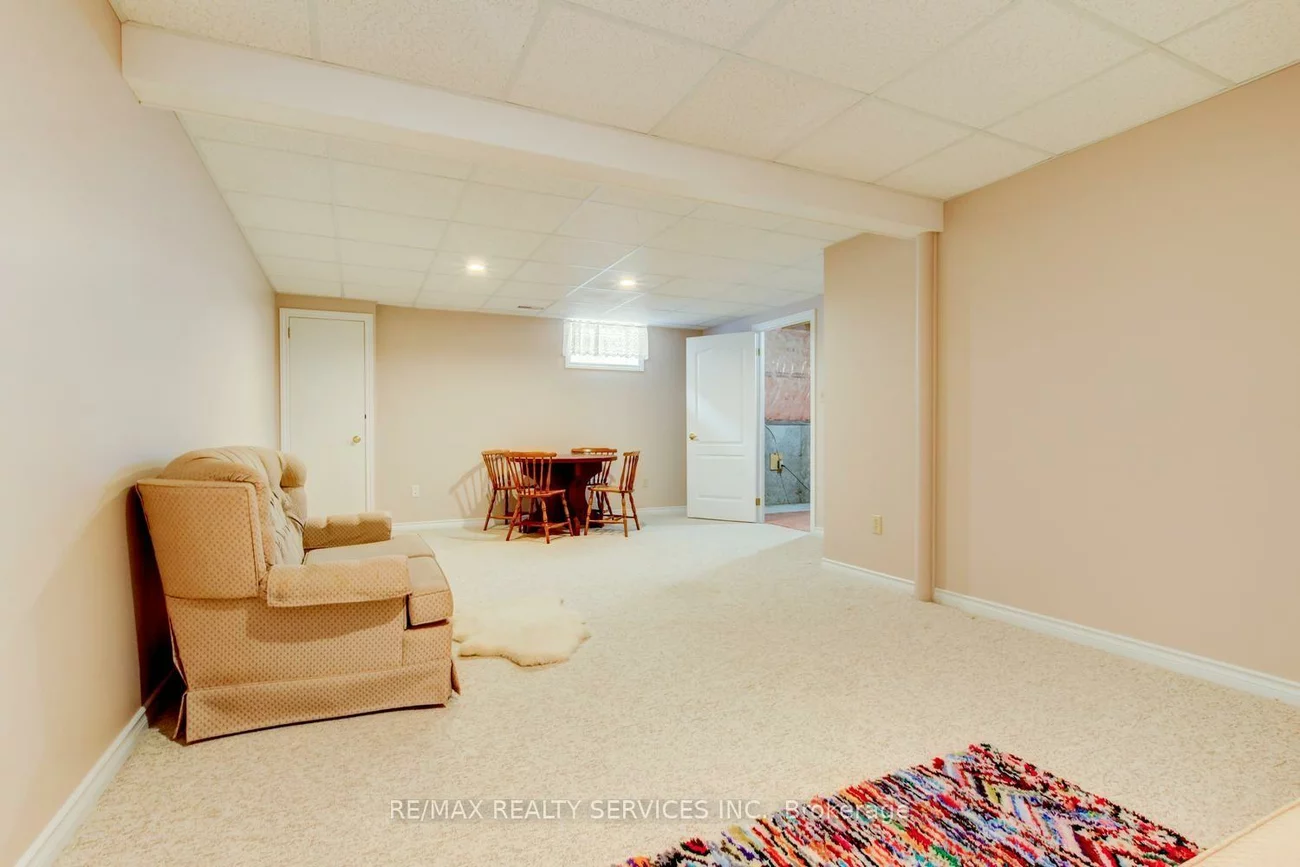 10, Brent, Holland Landing, East Gwillimbury