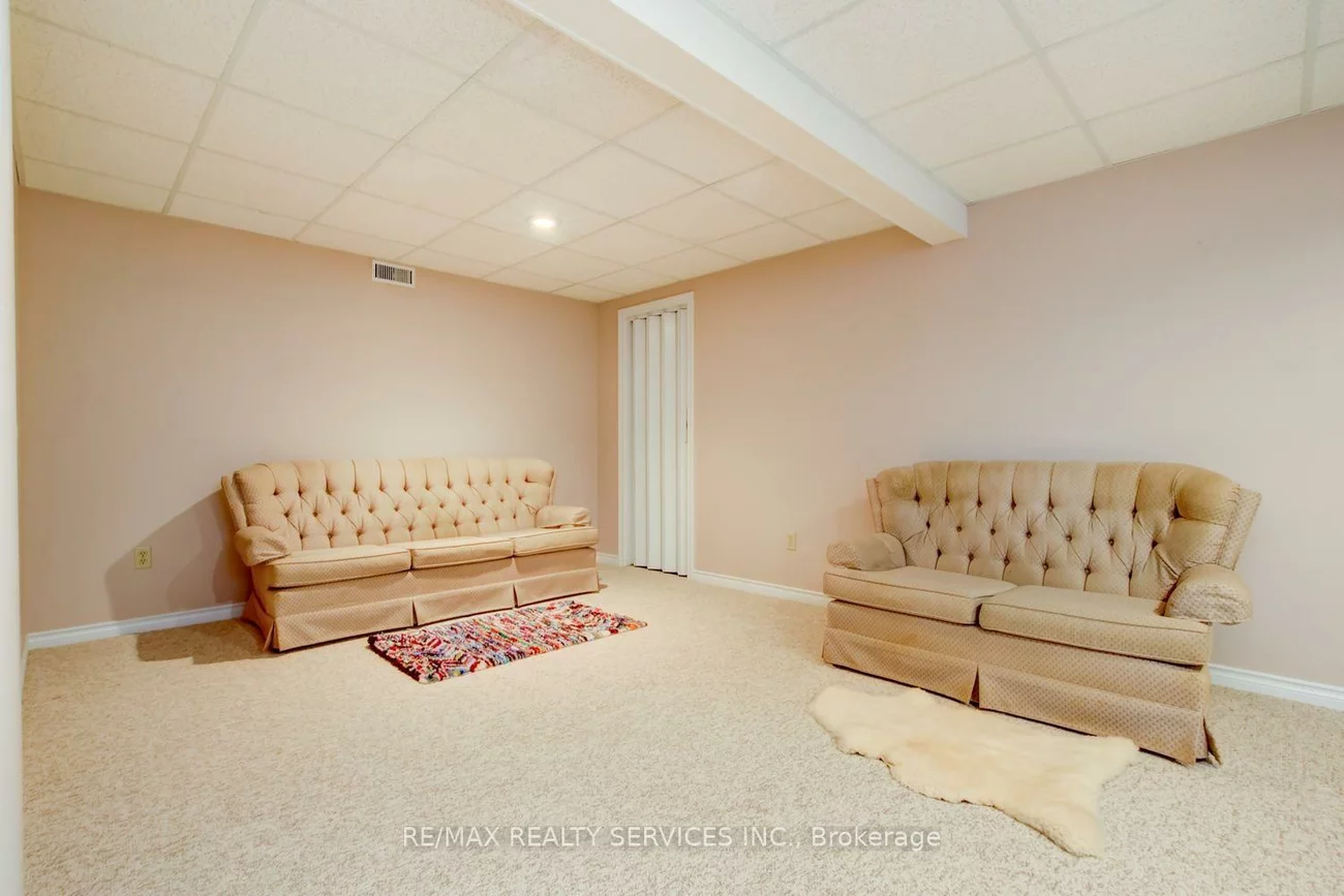 10, Brent, Holland Landing, East Gwillimbury