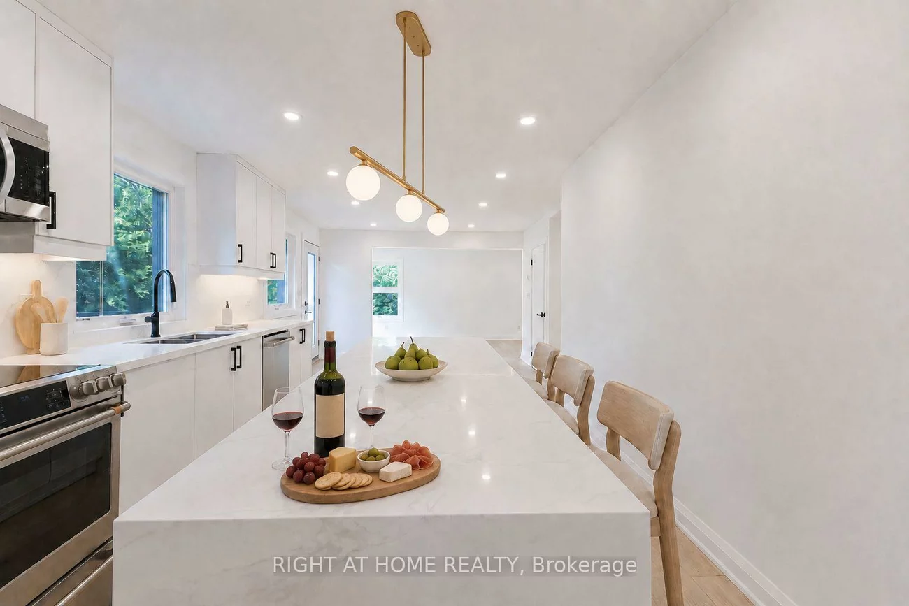 30, Morton, Sharon, East Gwillimbury