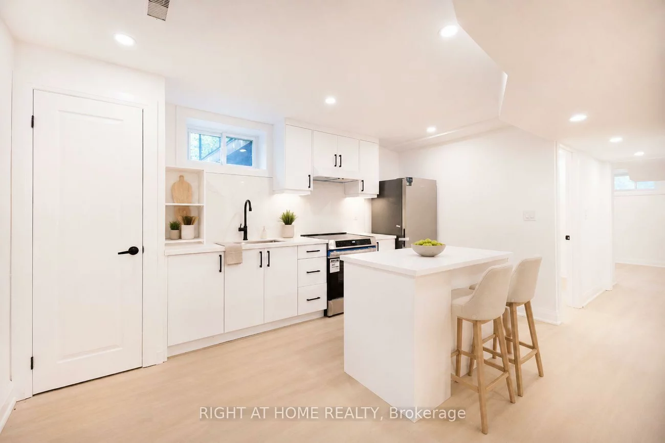 30, Morton, Sharon, East Gwillimbury