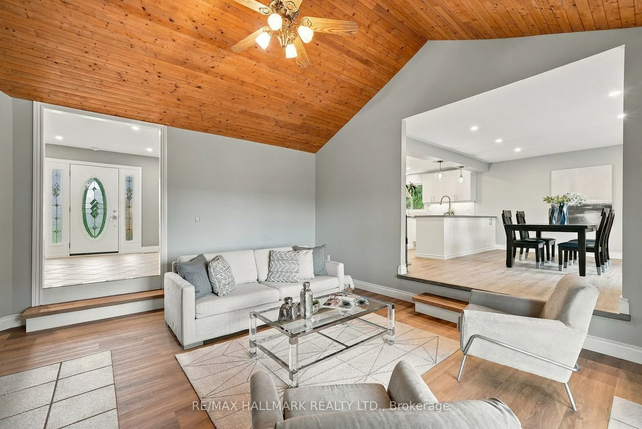 166, Hillcrest, Holland Landing, East Gwillimbury