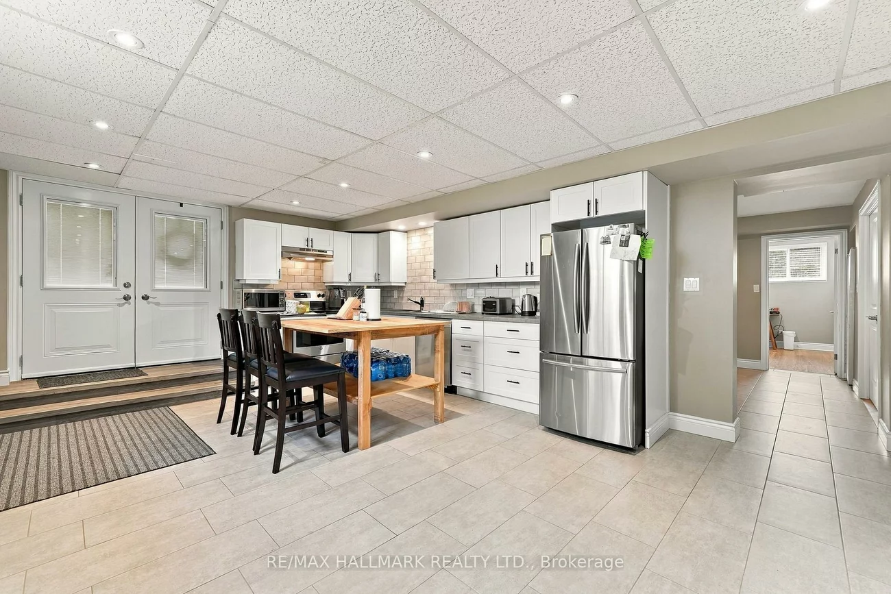 166, Hillcrest, Holland Landing, East Gwillimbury