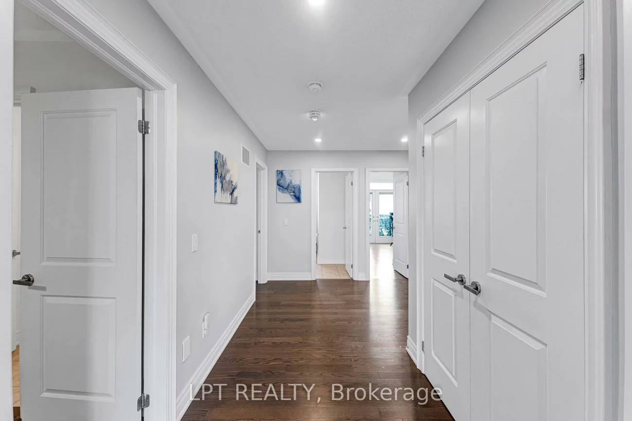 33, Mondial, Queensville, East Gwillimbury