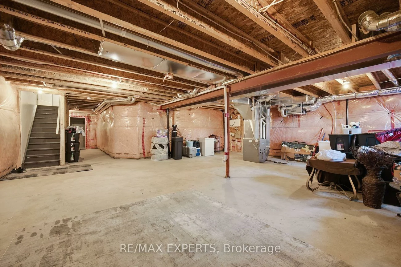 69, Leaden Hall, Queensville, East Gwillimbury