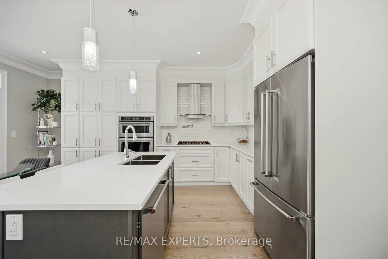 69, Leaden Hall, Queensville, East Gwillimbury