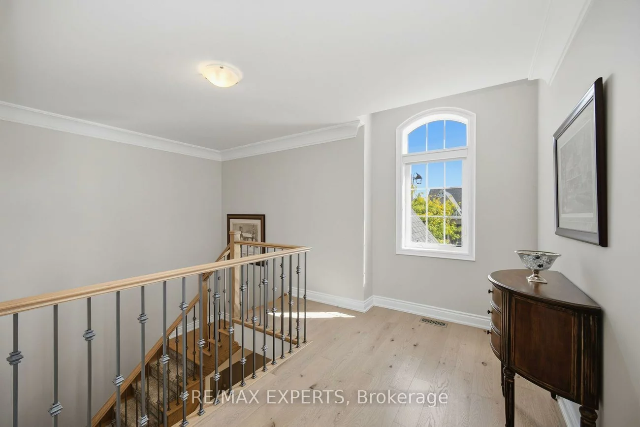69, Leaden Hall, Queensville, East Gwillimbury