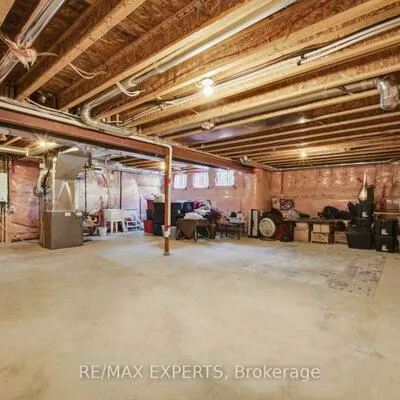 69, Leaden Hall, Queensville, East Gwillimbury