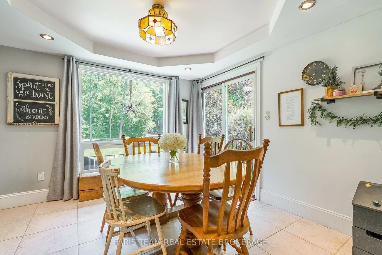 17956, Warden, Sharon, East Gwillimbury