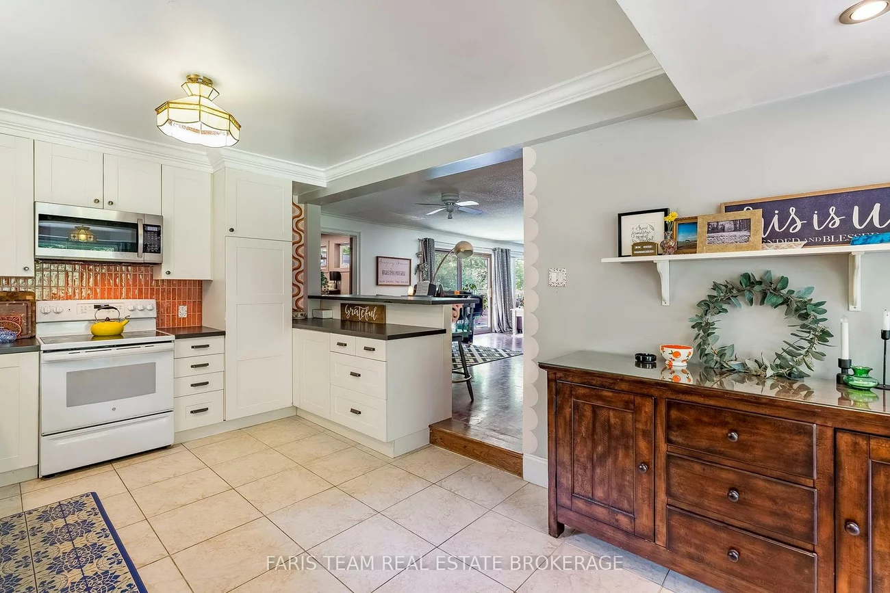 17956, Warden, Sharon, East Gwillimbury
