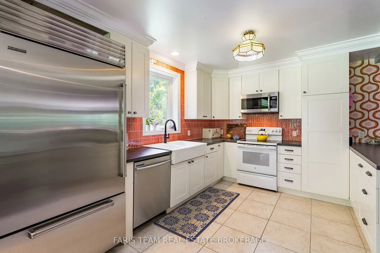 17956, Warden, Sharon, East Gwillimbury