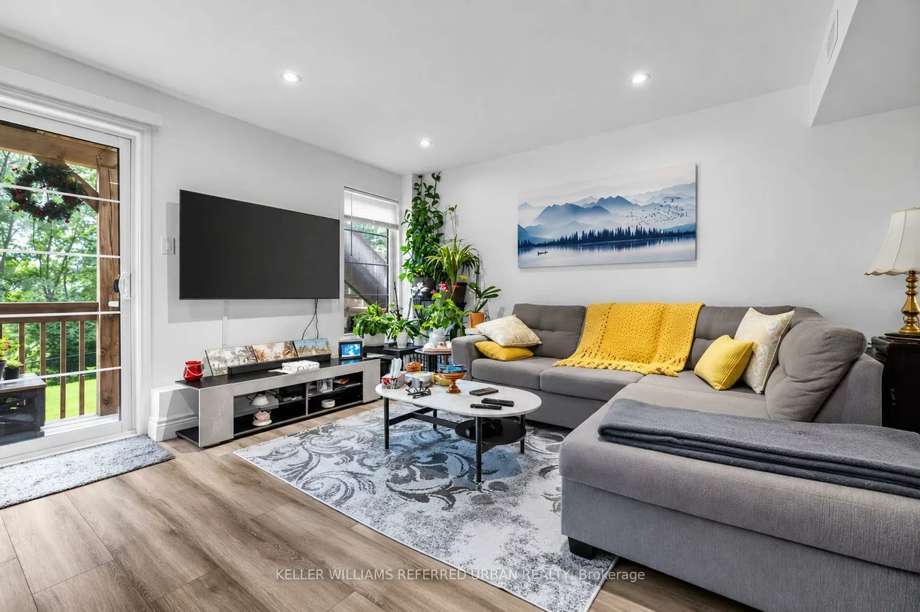 6, Sharonview, Sharon, East Gwillimbury