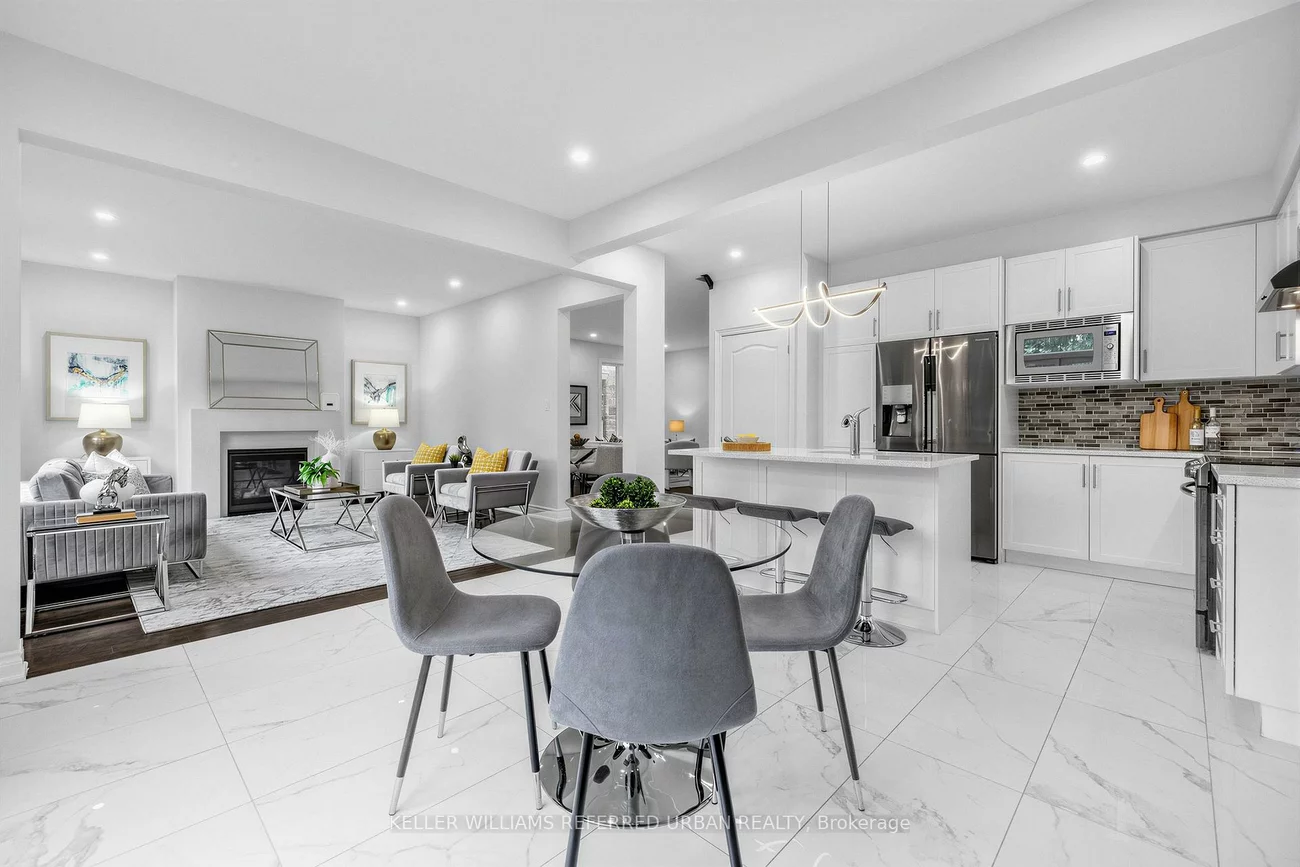 6, Sharonview, Sharon, East Gwillimbury