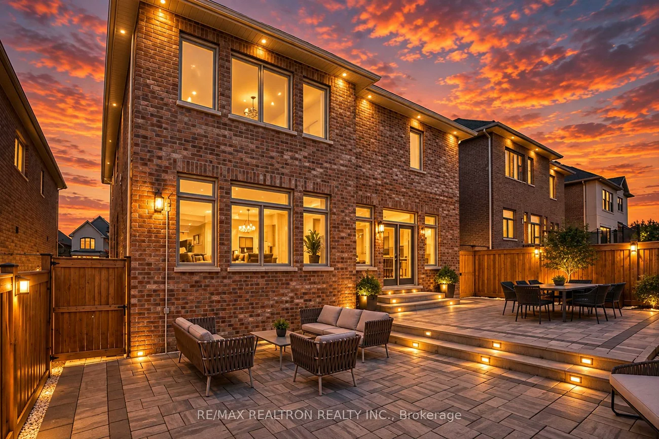 20, Tesla, Holland Landing, East Gwillimbury