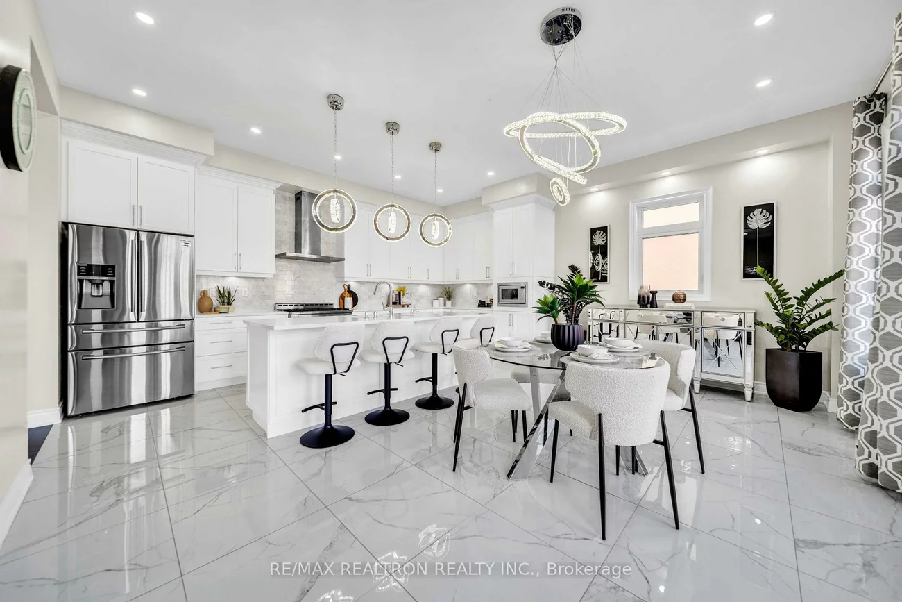 20, Tesla, Holland Landing, East Gwillimbury