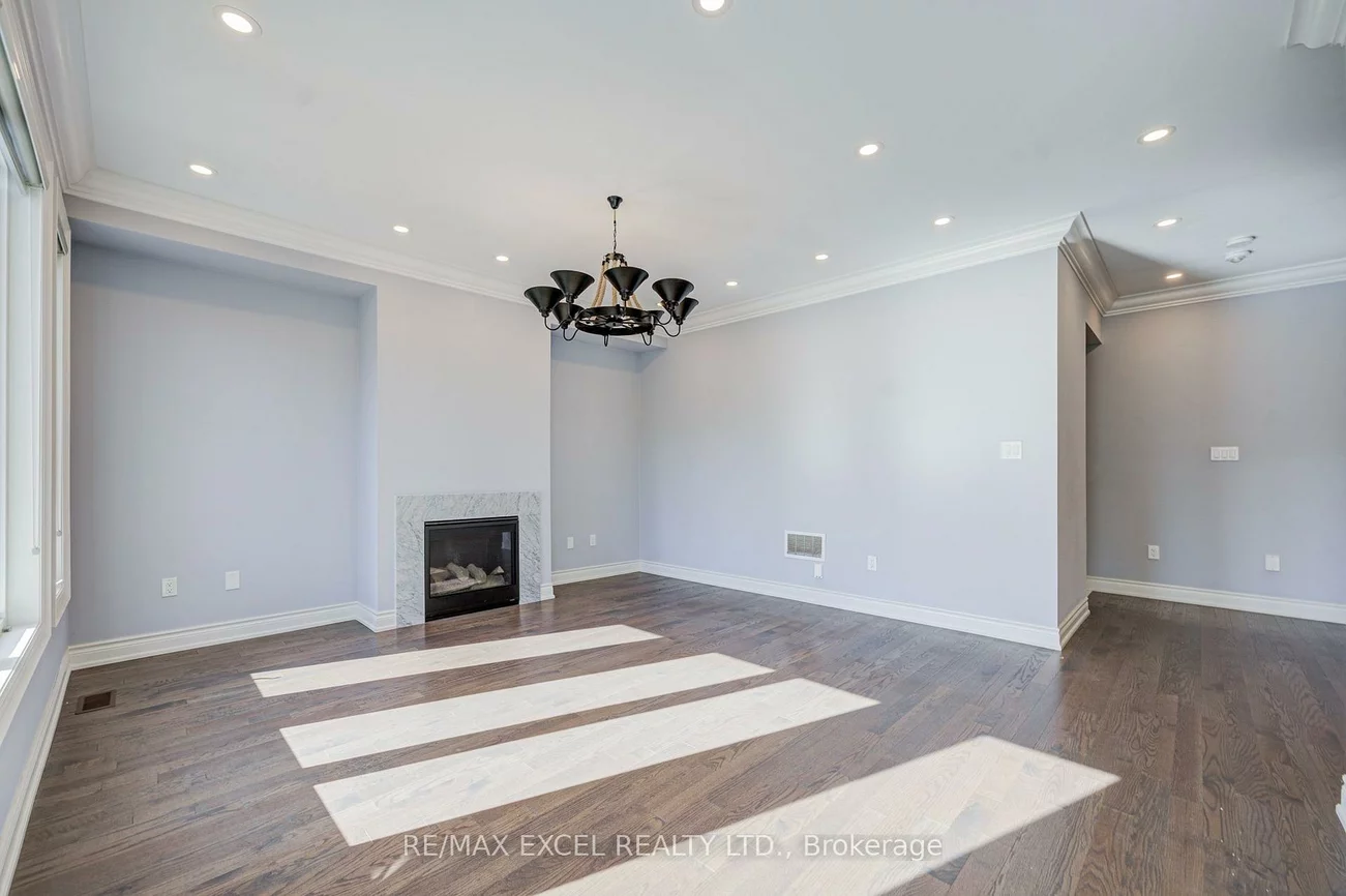 132, Meadow Vista, Holland Landing, East Gwillimbury