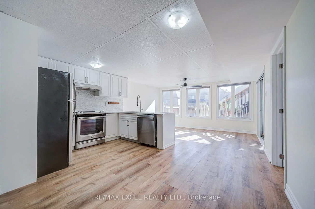 132, Meadow Vista, Holland Landing, East Gwillimbury