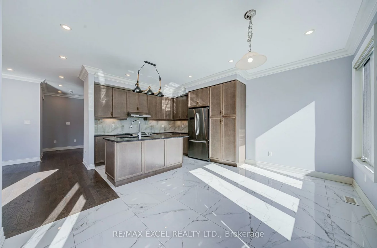 132, Meadow Vista, Holland Landing, East Gwillimbury