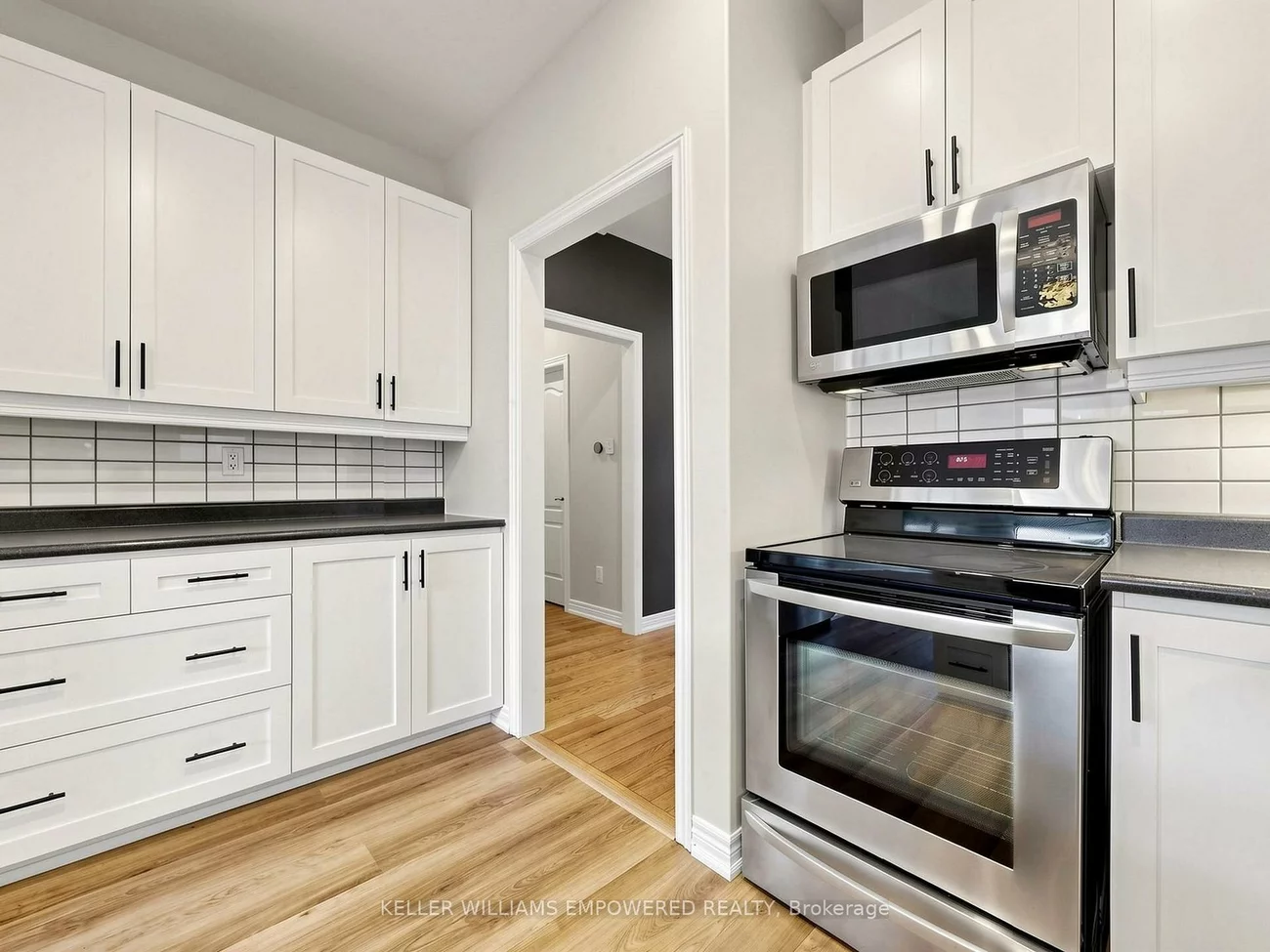 18, Don Rose, Mt Albert, East Gwillimbury
