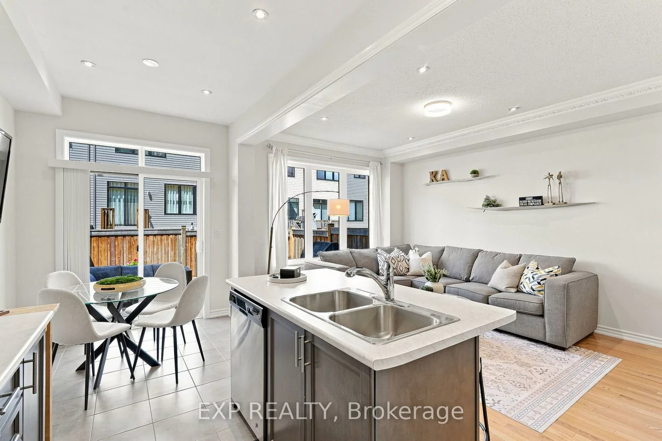 128, Chessington, Queensville, East Gwillimbury