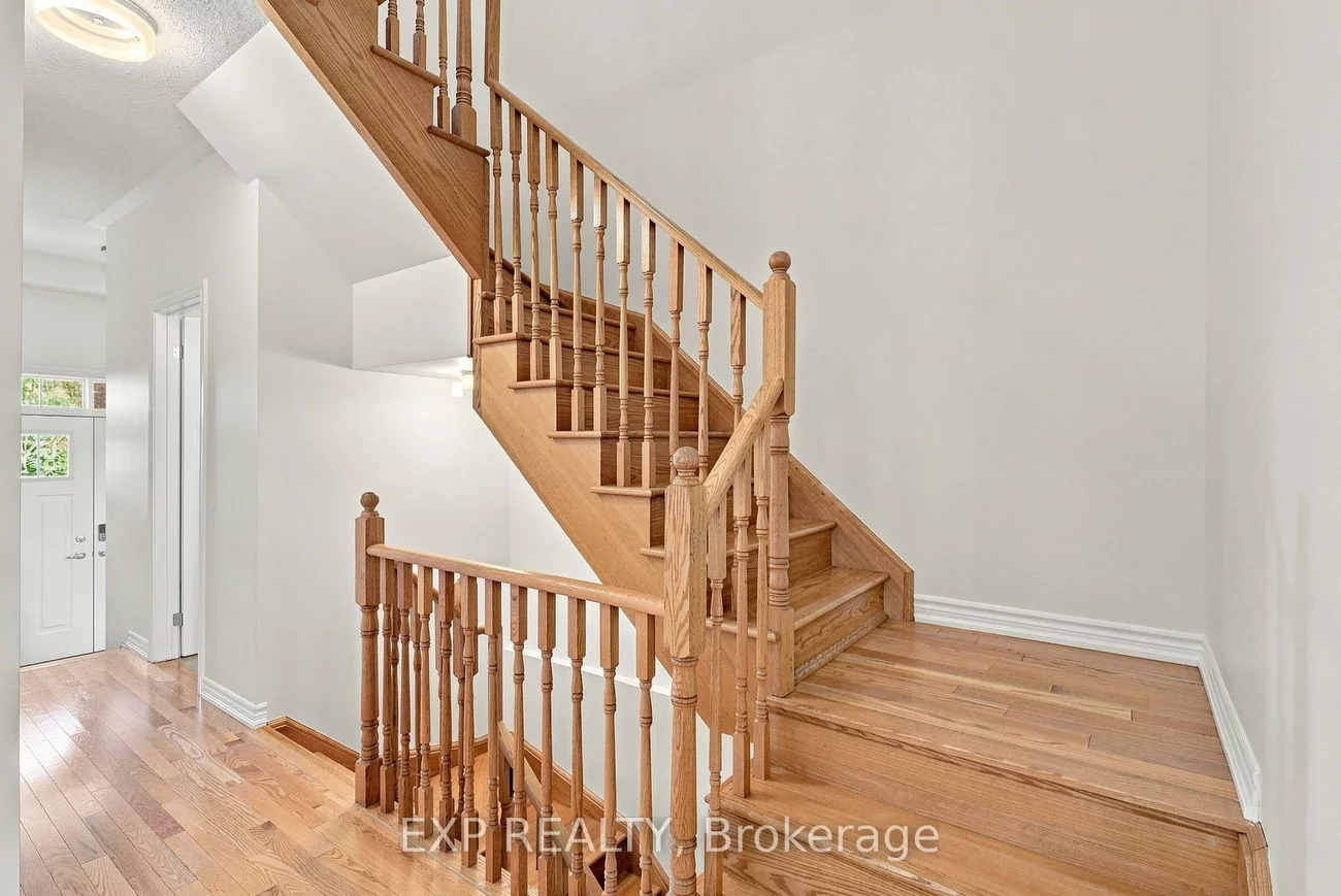 128, Chessington, Queensville, East Gwillimbury