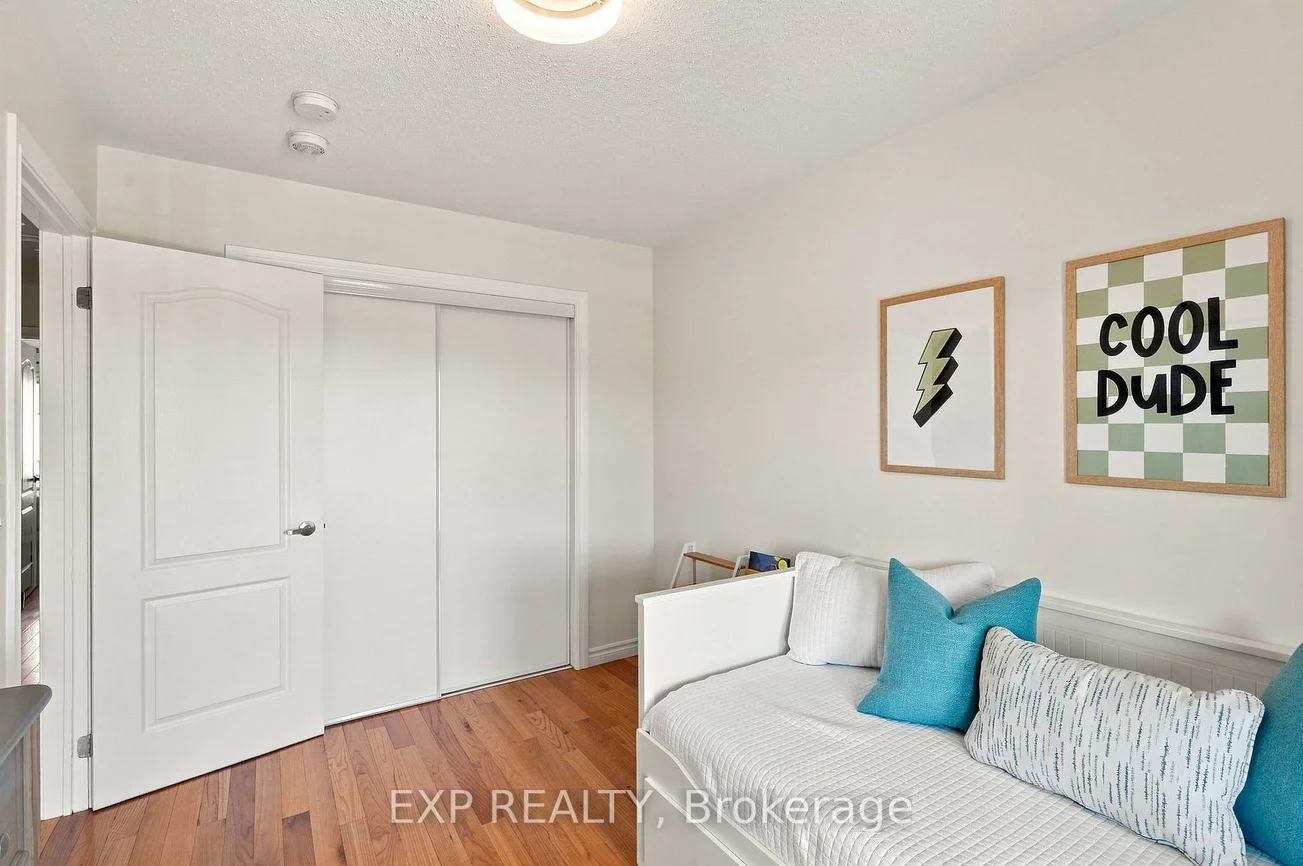 128, Chessington, Queensville, East Gwillimbury