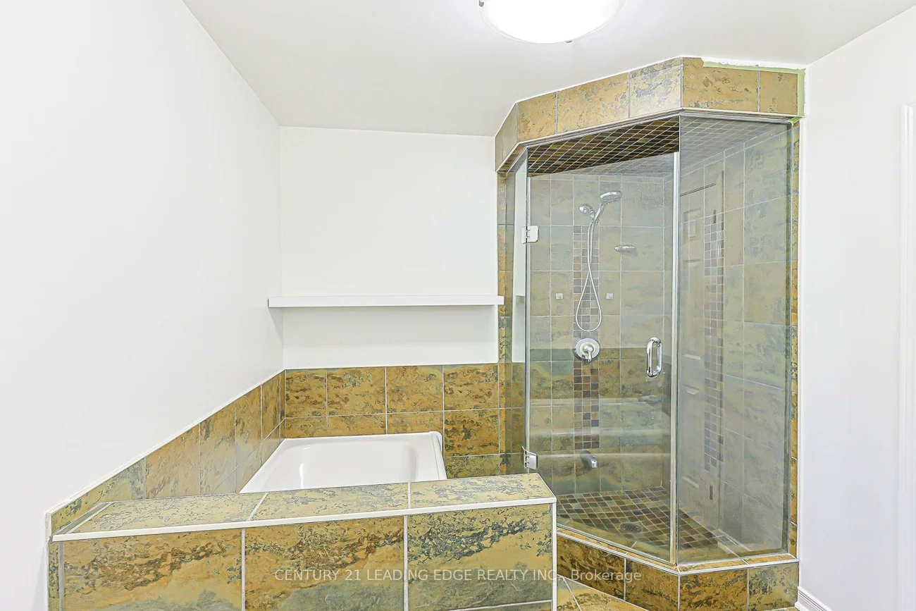 21, McQuaid, Holland Landing, East Gwillimbury