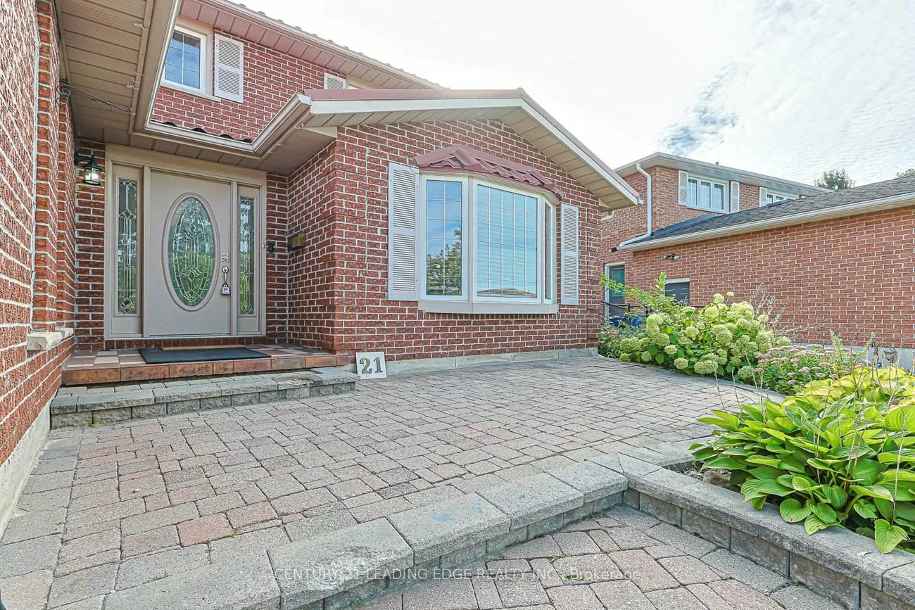 21, McQuaid, Holland Landing, East Gwillimbury