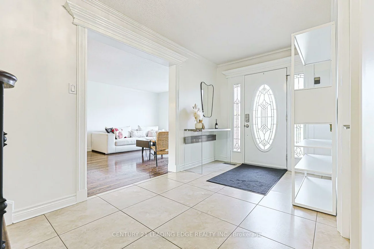 21, McQuaid, Holland Landing, East Gwillimbury