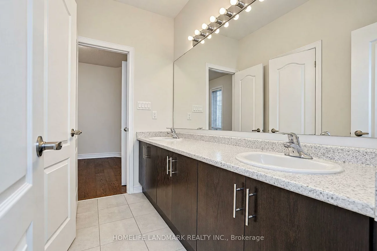 27, Applegate, Sharon, East Gwillimbury