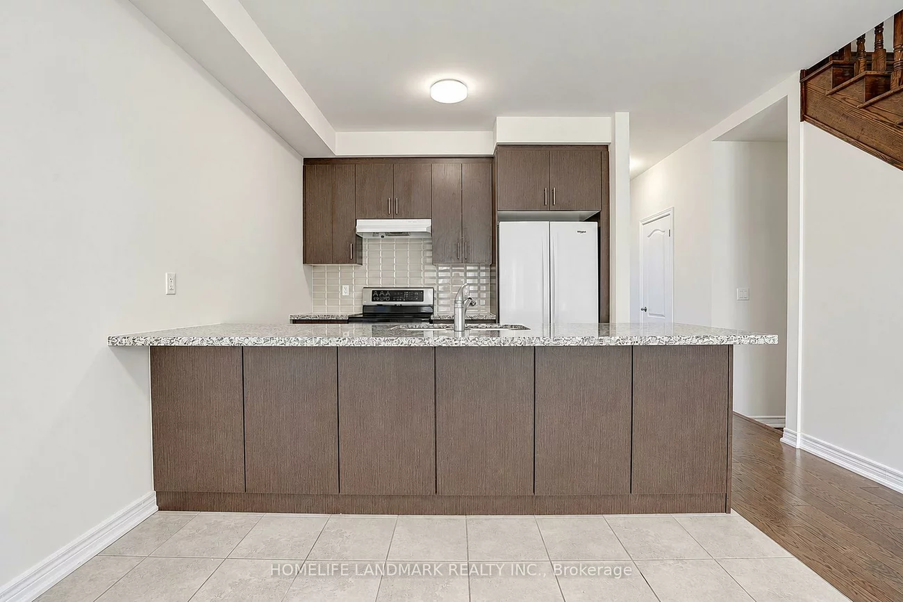 27, Applegate, Sharon, East Gwillimbury