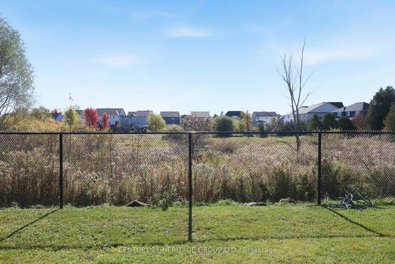 67, Manor Forest, Mt Albert, East Gwillimbury