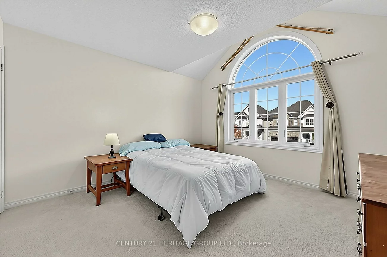 67, Manor Forest, Mt Albert, East Gwillimbury