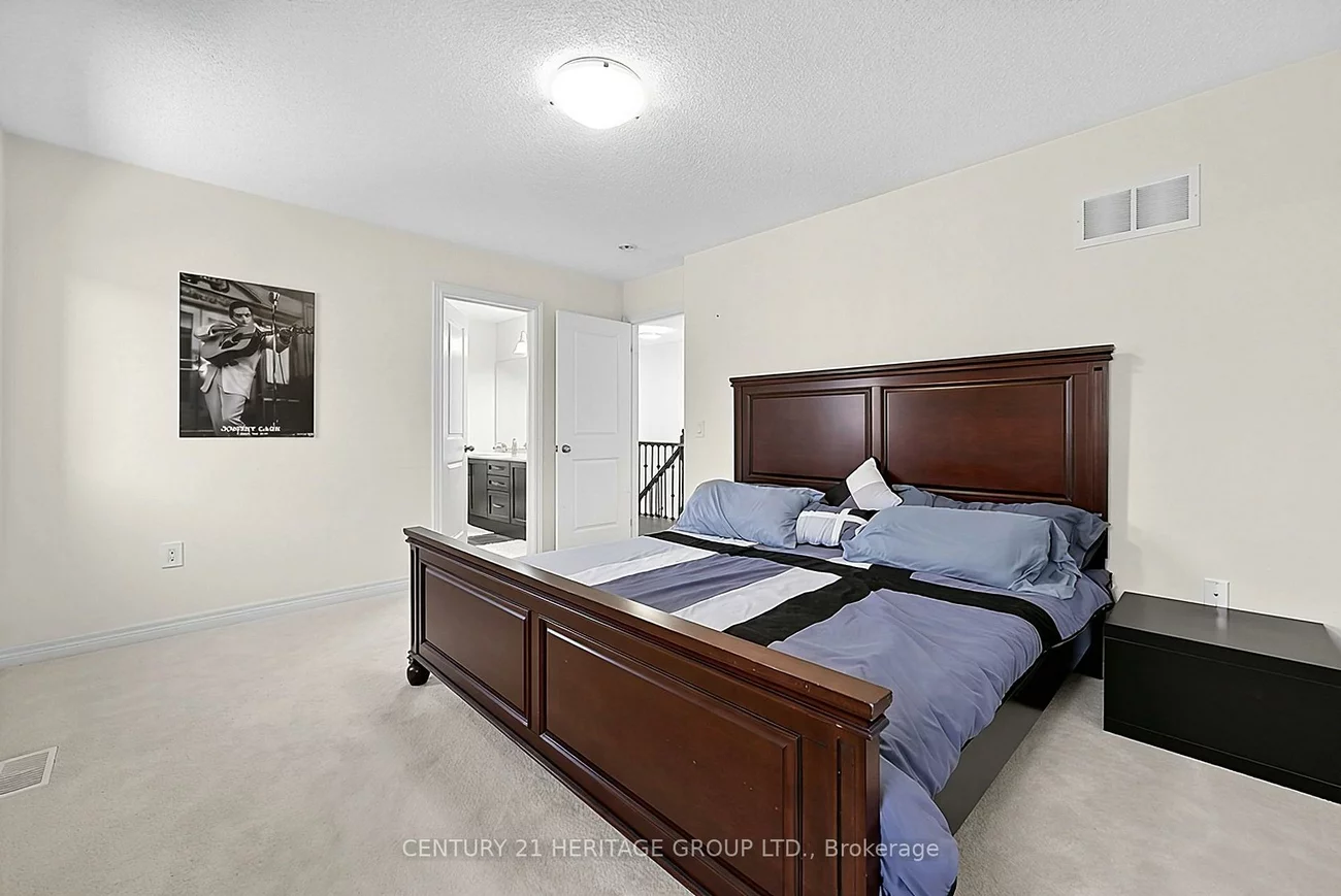 67, Manor Forest, Mt Albert, East Gwillimbury