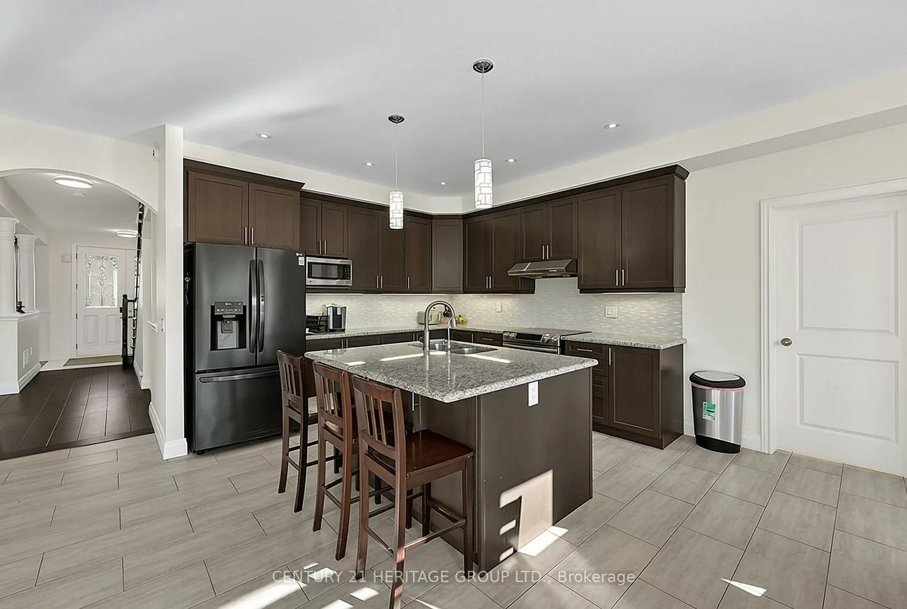 67, Manor Forest, Mt Albert, East Gwillimbury