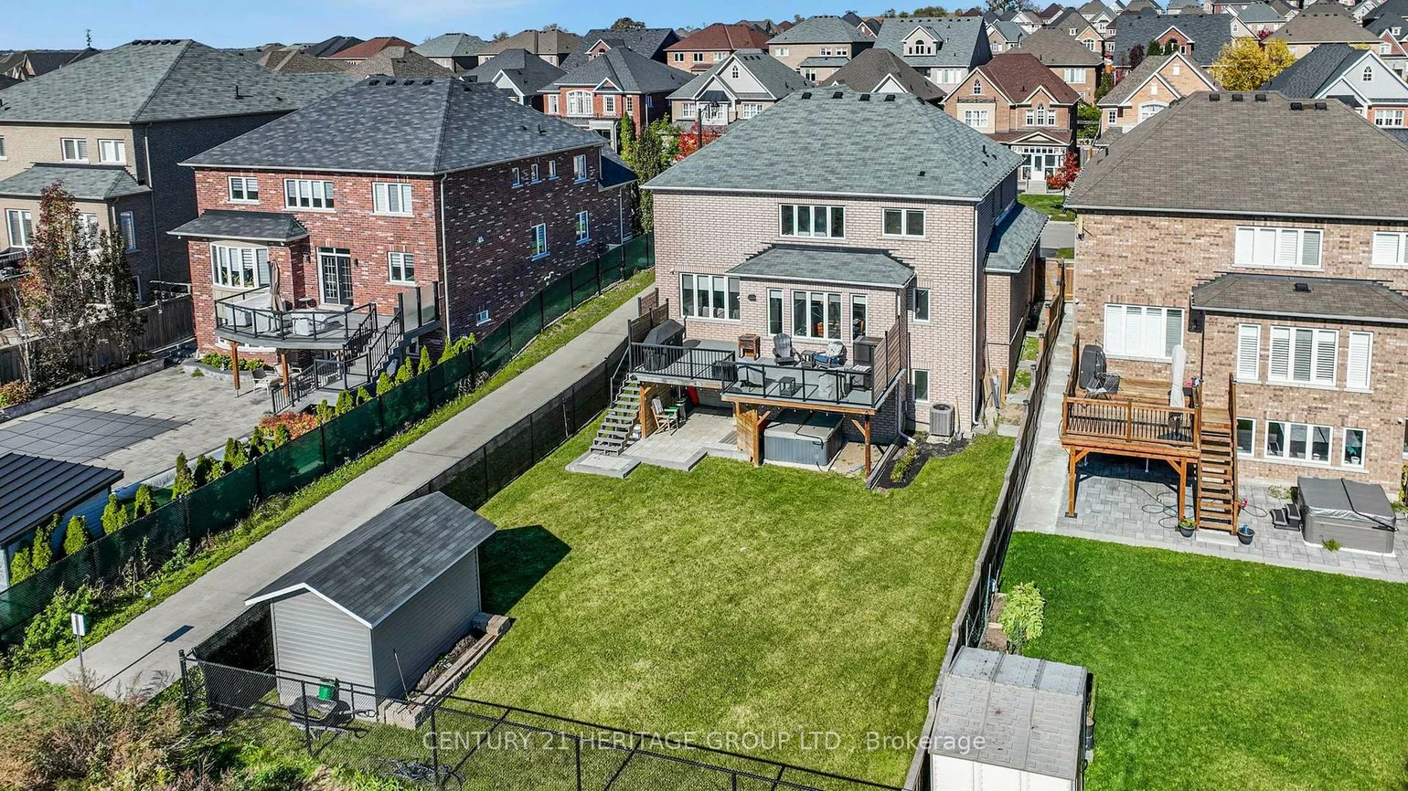 67, Manor Forest, Mt Albert, East Gwillimbury