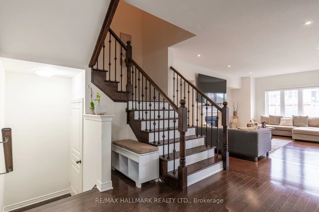 278, Sharon Creek, Sharon, East Gwillimbury