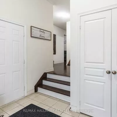 278, Sharon Creek, Sharon, East Gwillimbury