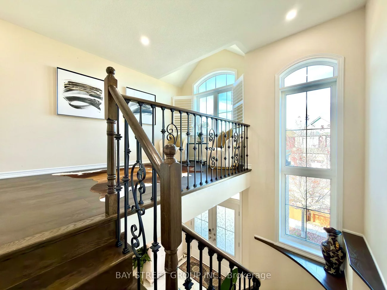 3, Manor Hampton, Sharon, East Gwillimbury
