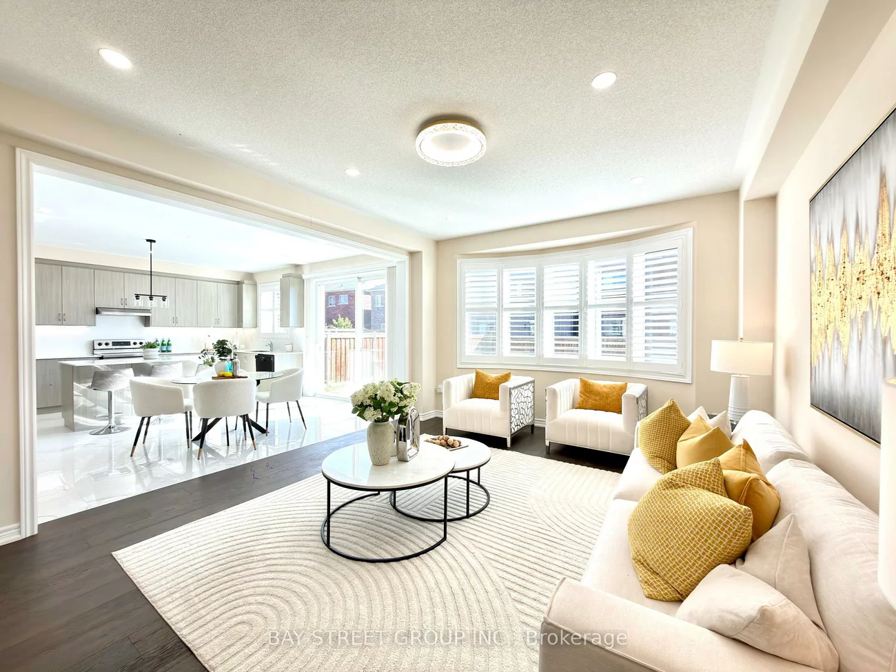 3, Manor Hampton, Sharon, East Gwillimbury