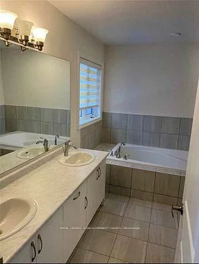 2185, Lozenby, Alcona, Innisfil