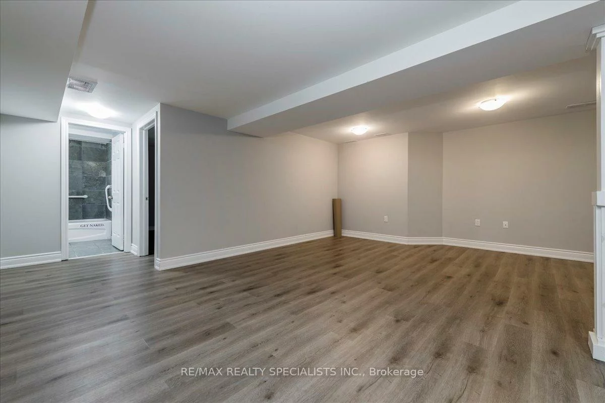 1165, Mitchell, Alcona, Innisfil