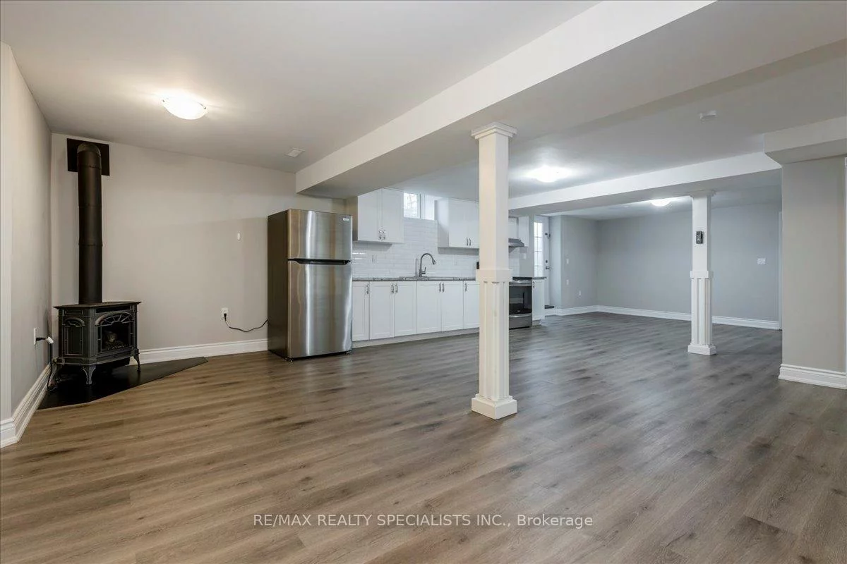 1165, Mitchell, Alcona, Innisfil