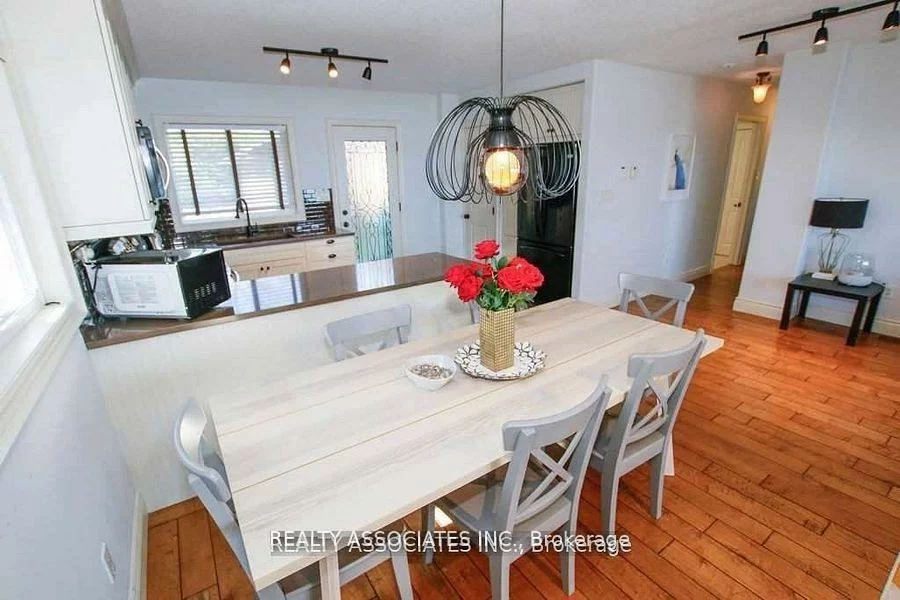 1737, Cedar, Alcona, Innisfil