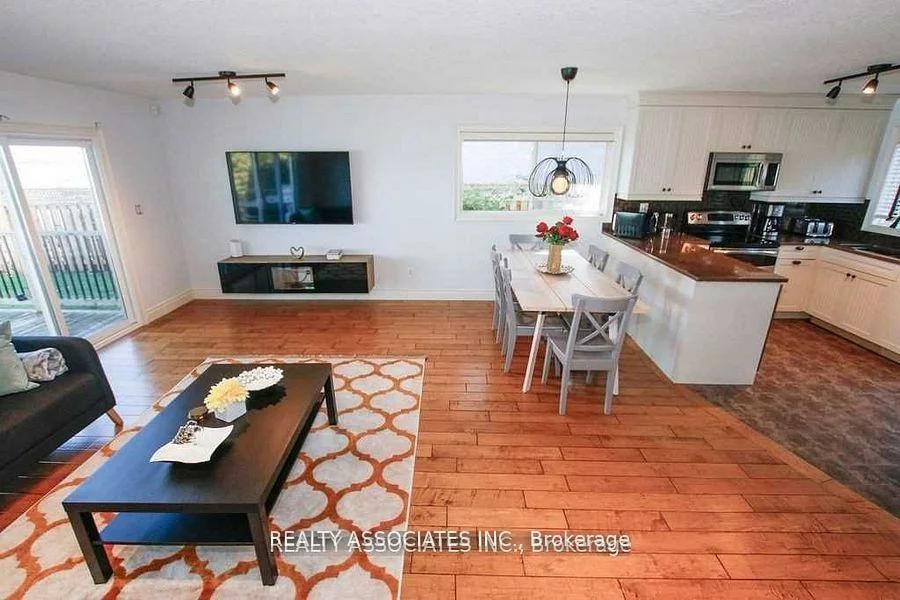 1737, Cedar, Alcona, Innisfil