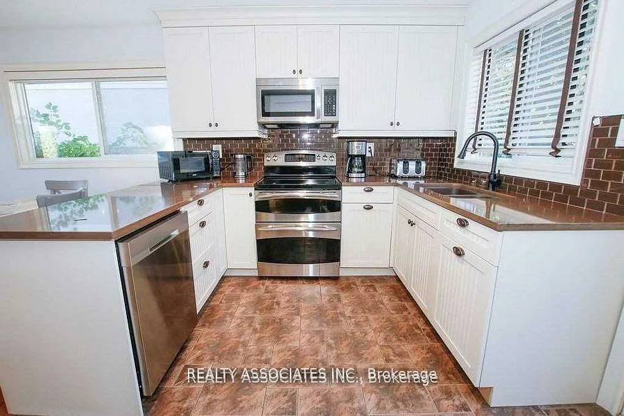 1737, Cedar, Alcona, Innisfil