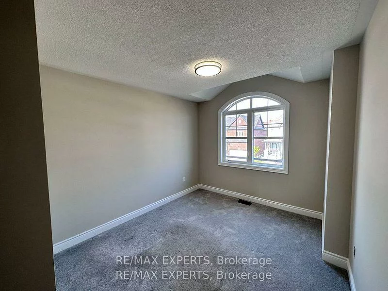 1273, Peelar, Lefroy, Innisfil