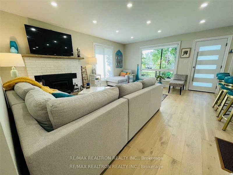 771, Cedarvale, Alcona, Innisfil