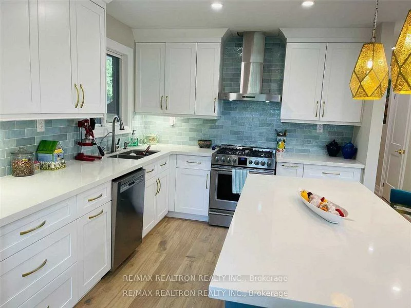 771, Cedarvale, Alcona, Innisfil