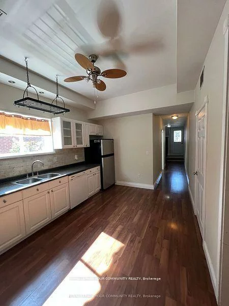 997, Leslie (Bsmt), Alcona, Innisfil